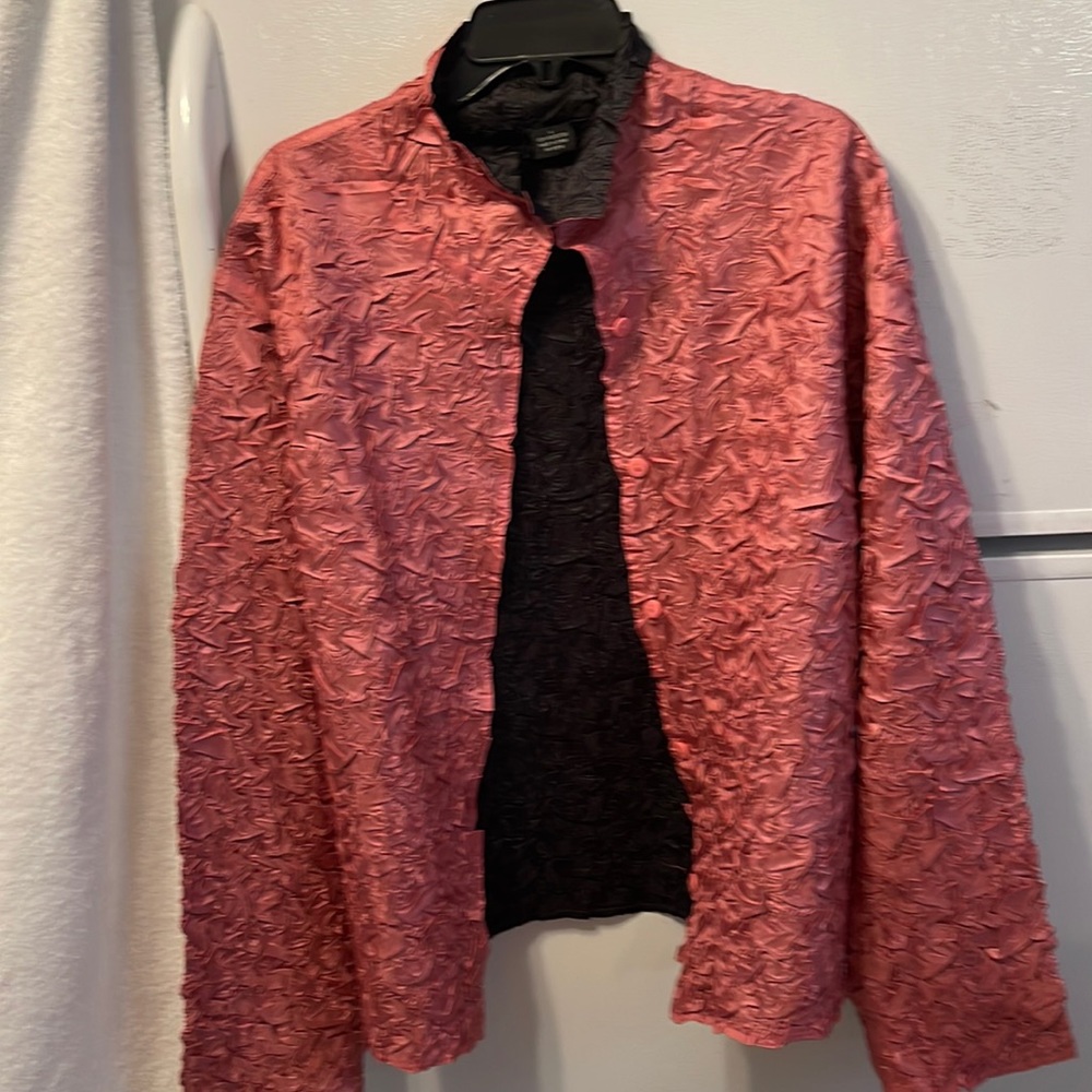 Itsu Reversible Crinkle Shirt/Jacket Mauve/Black Size Large Poly Long Sleeve